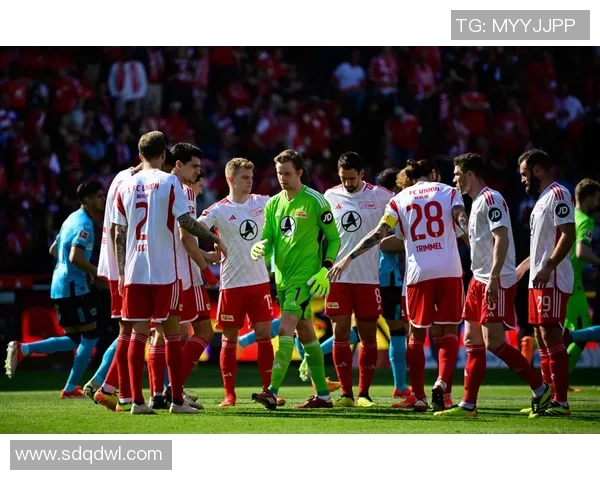 足球球星很猛展现无与伦比的力量与速度让球迷热血沸腾 足球球星很猛展现无与伦比的力量与速度让球迷热血沸腾