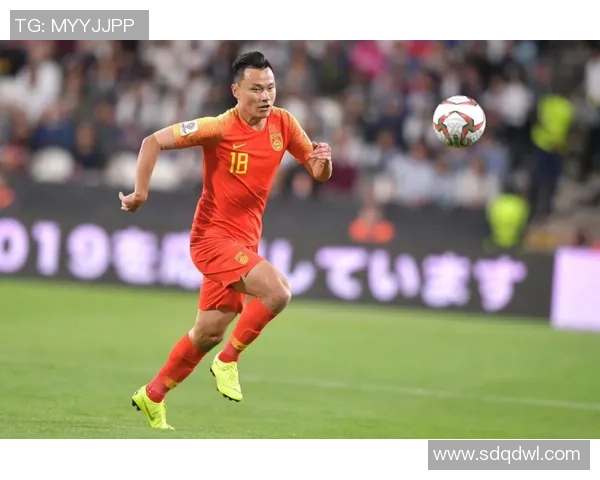 巾帼锋线风采尽显足球女生中锋球星荣耀时刻